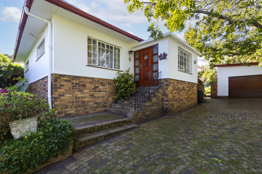 3 Bedroom Property for Sale in Roundhay Western Cape